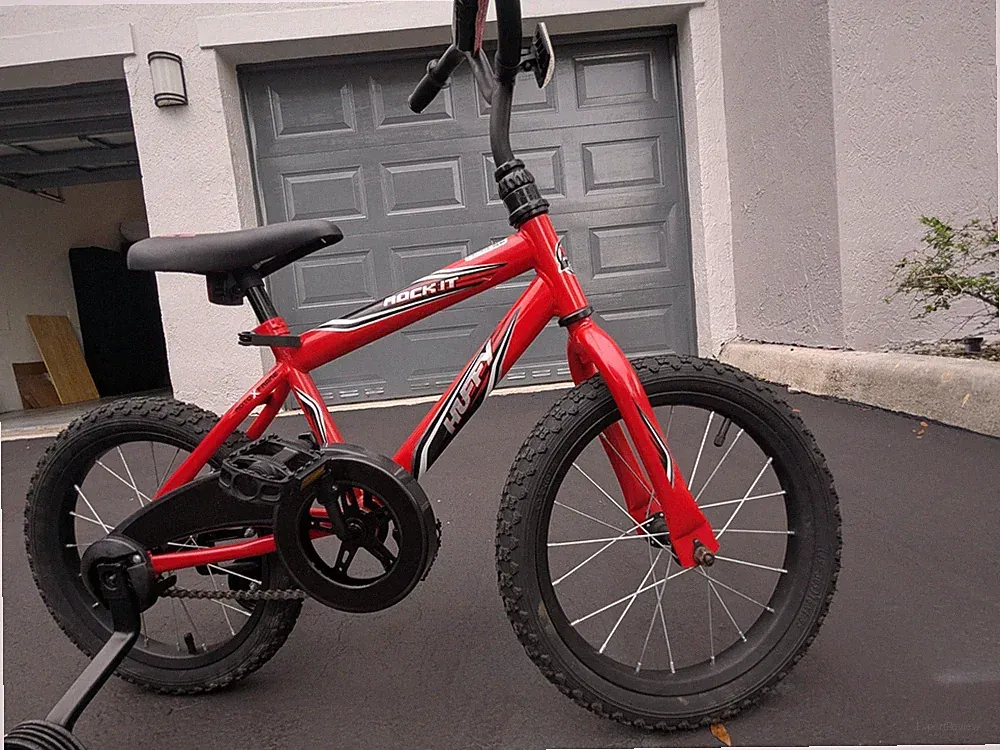 Huffy Tottler/Kids Mountain Bike 18' With Side Wheels for Beginners